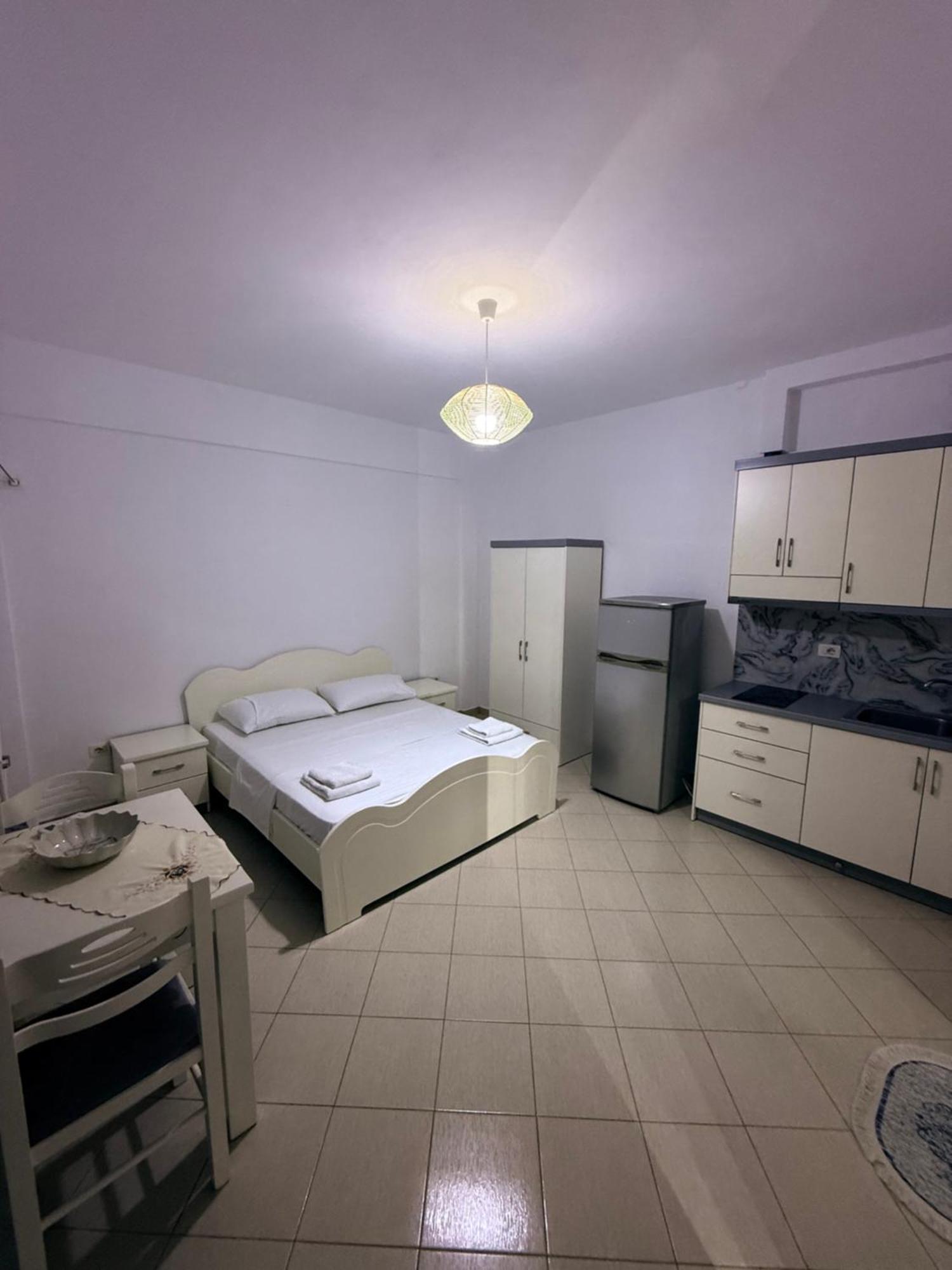 Amar Apartments Саранда Екстер'єр фото
