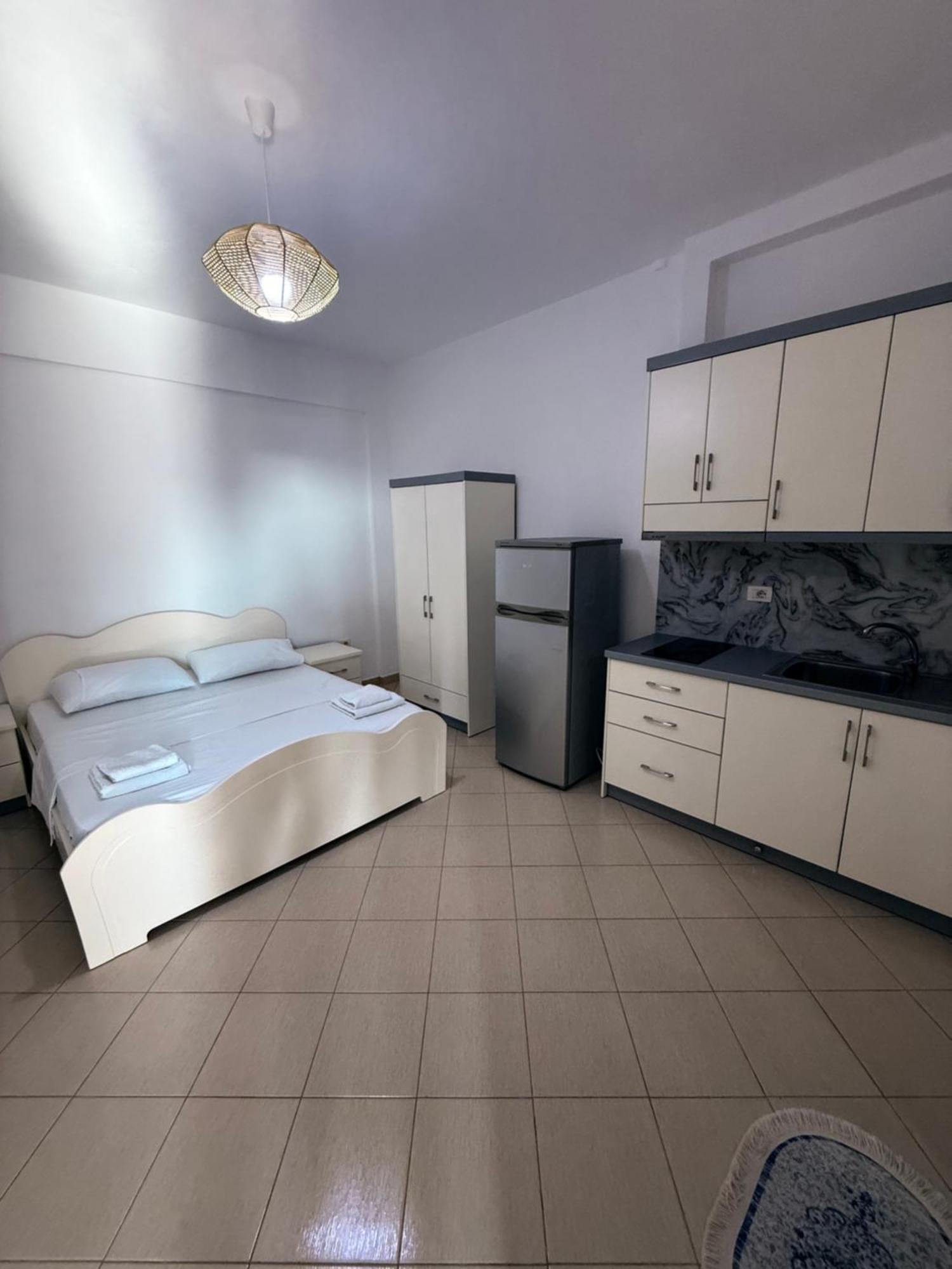 Amar Apartments Саранда Екстер'єр фото